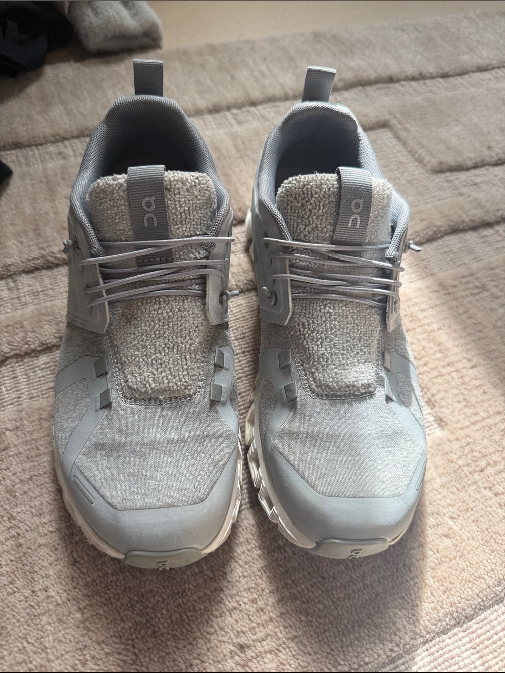 On Running Cloud Sneakers — Light Gray Comfort Trainers